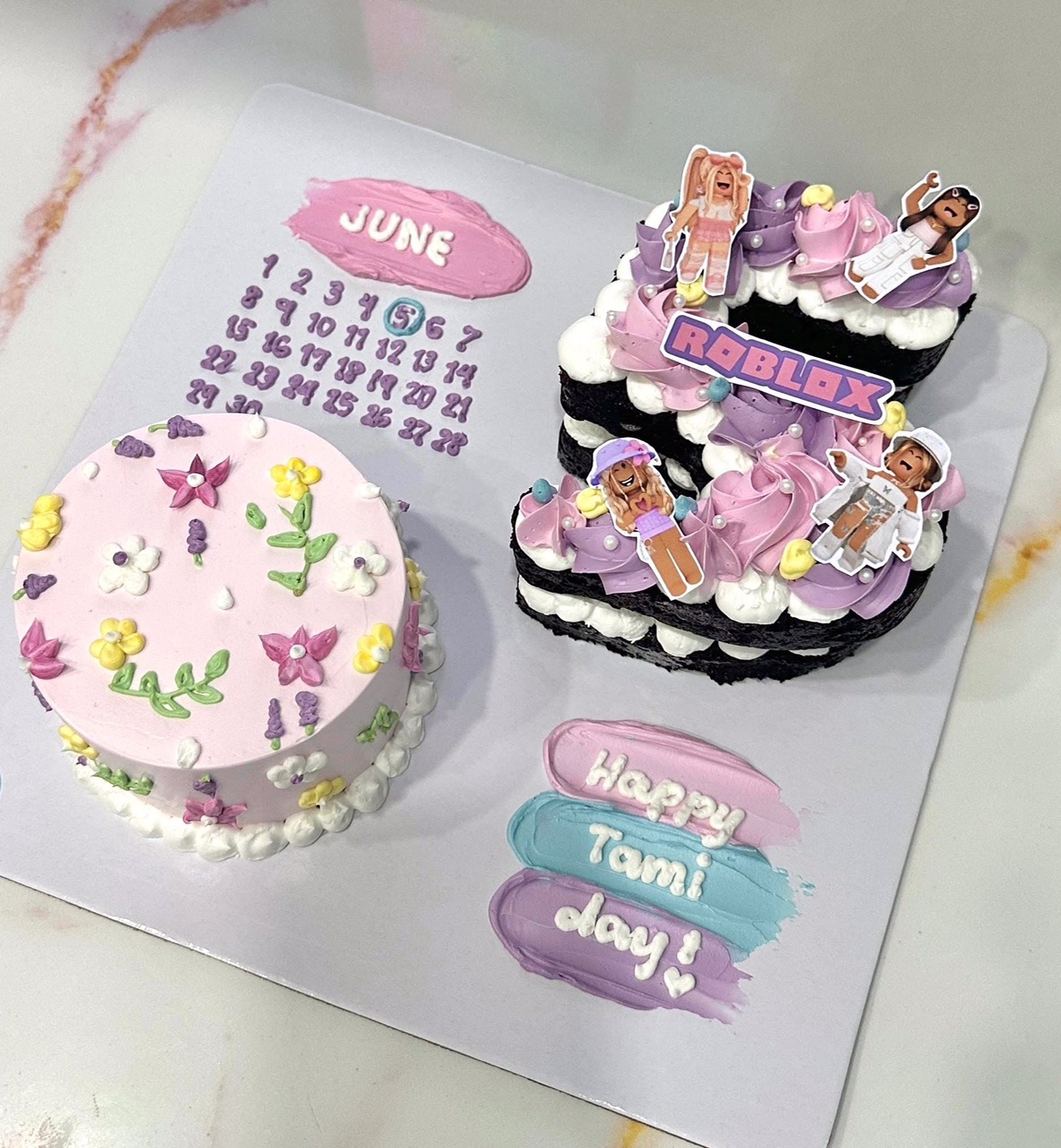 Extra Ordinary Heart Bento Cake