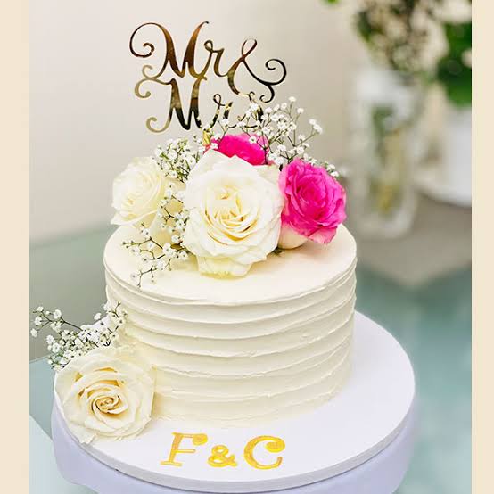 Mr & Mrs Themed Cake